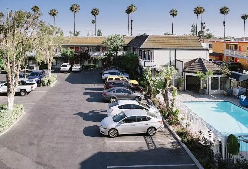 ホテル Alamo Inn And Suites  Convention Center