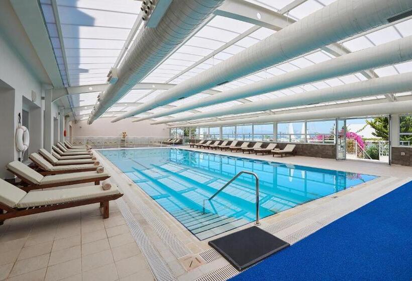 Altin Yunus Hotel & Spa çeşme