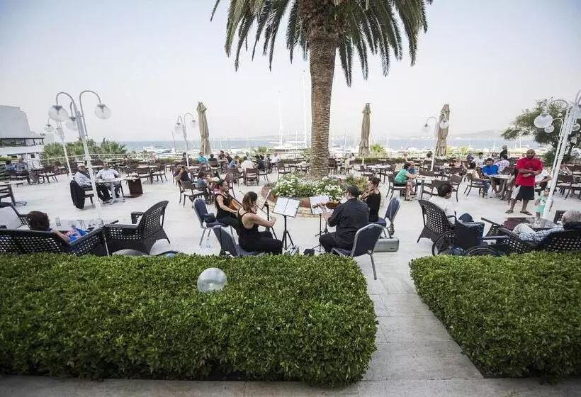 Altin Yunus Hotel & Spa çeşme