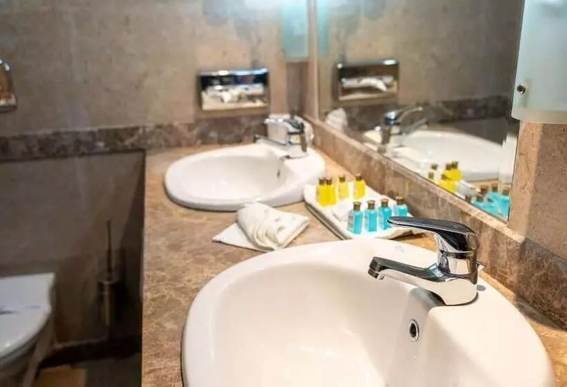 هتل Aracan Eatabe Luxor