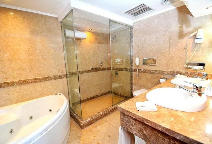 هتل Aracan Eatabe Luxor