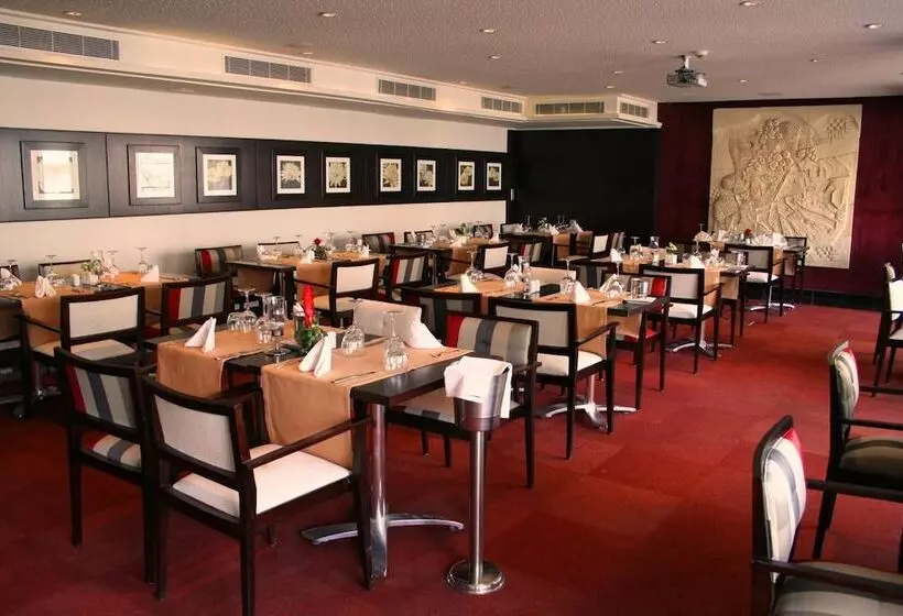 هتل Belvedere Fourati