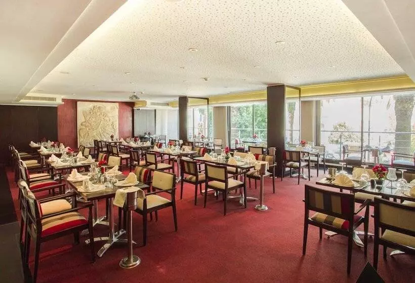 هتل Belvedere Fourati