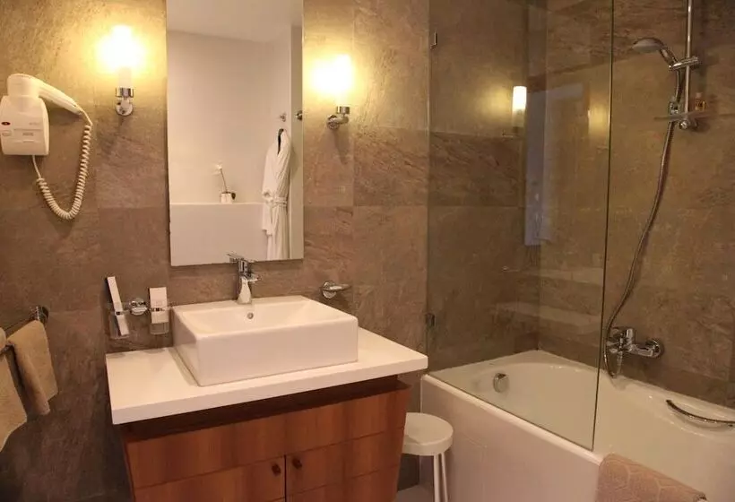 هتل Belvedere Fourati