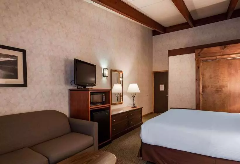 فندق Best Western Adirondack Inn