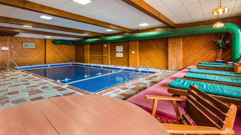 Отель Best Western Adirondack Inn