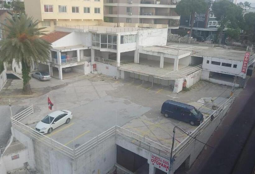 فندق Sunday Beach