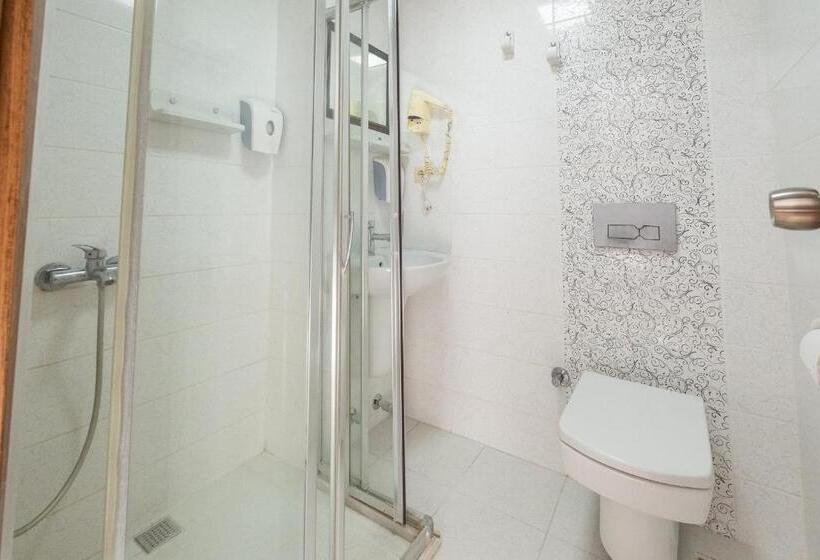 فندق Sunday Beach