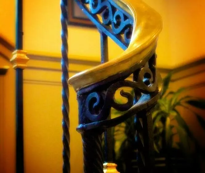 The Abraham Lincoln A Wyndham Hotel