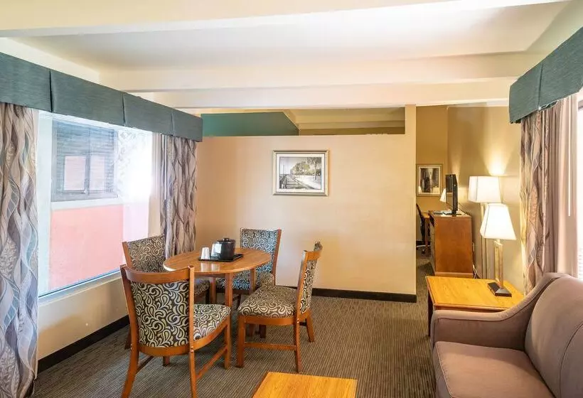 ホテル Best Western Charleston Inn