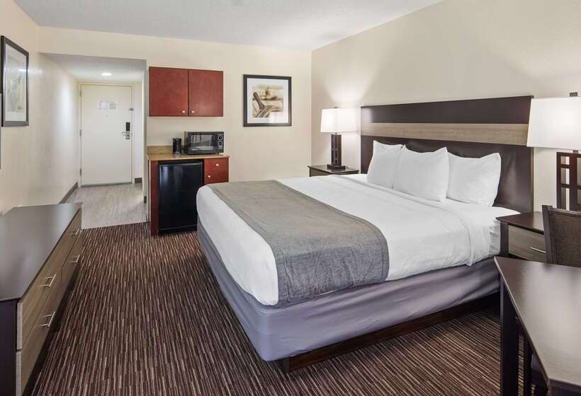 فندق Best Western Oak Manor