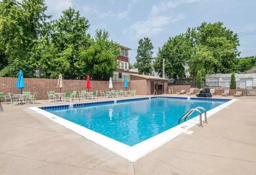 Отель Best Western On The River