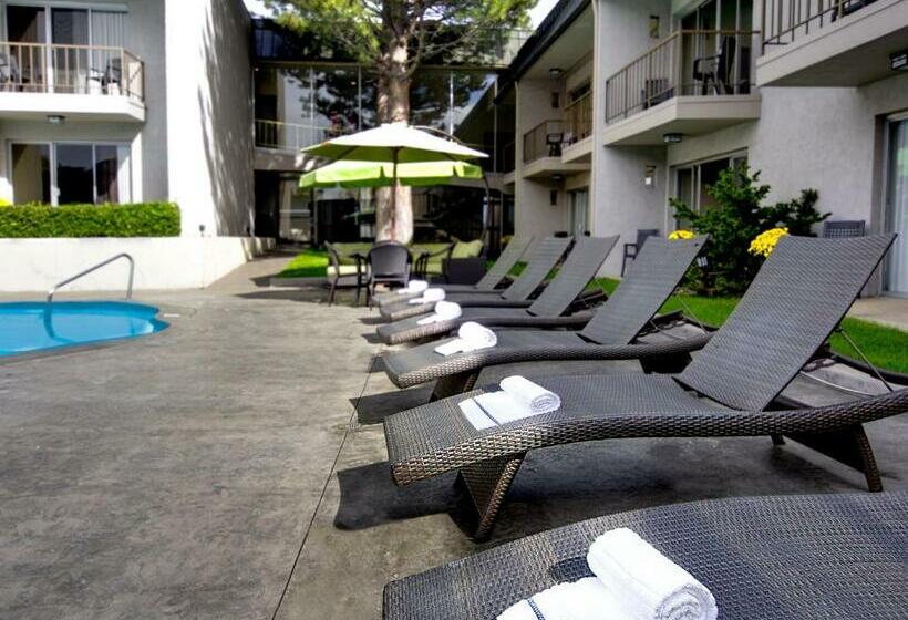 هتل Best Western Plus Boulder Inn