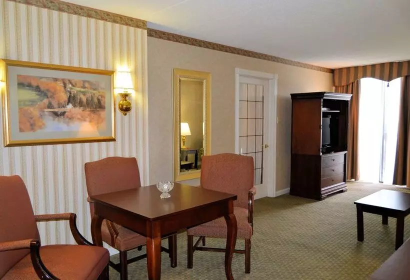 호텔 Best Western Plus Wilkes Barre Center City