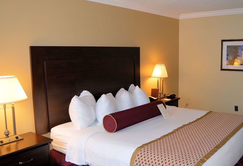 בית מלון כפרי Best Western Plus Wilkes Barre Center City