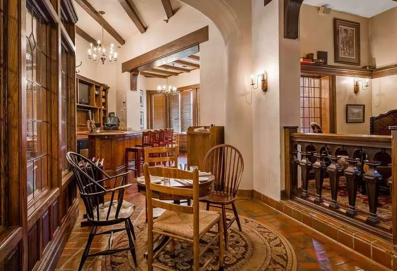 酒店 Best Western Premier Mariemont Inn