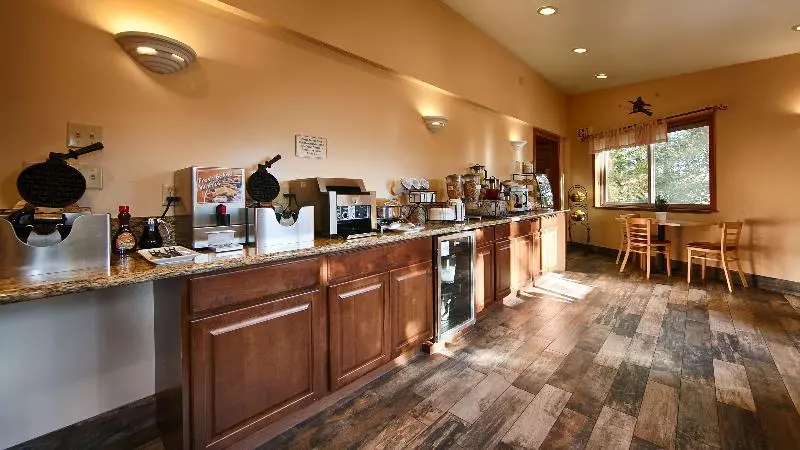 בית מלון כפרי Best Western Ptarmigan Lodge