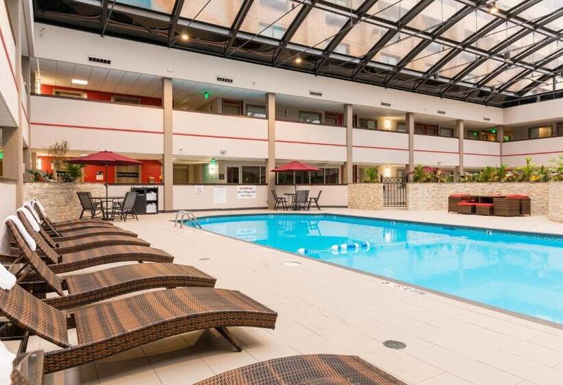 호텔 Holiday Inn Brookfield   Milwaukee, An Ihg