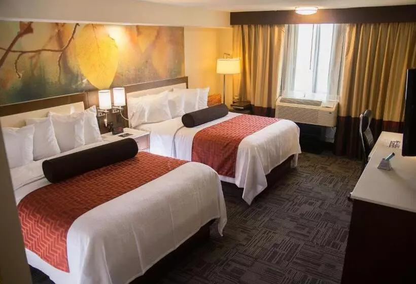 فندق Holiday Inn Brookfield Milwaukee, An Ihg