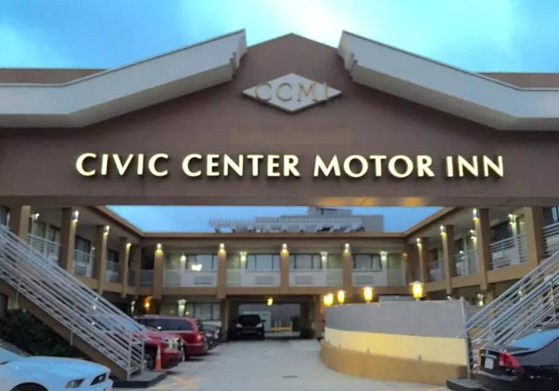 فندق Civic Center Motor Inn