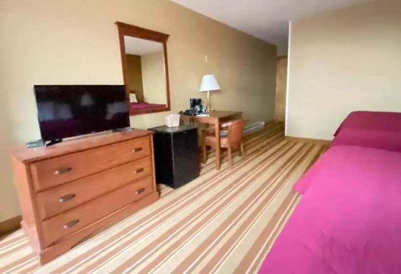 בית מלון כפרי Magnuson Copper Crown