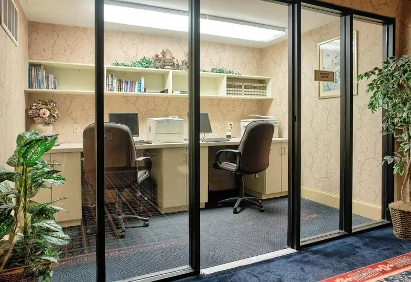 Отель Old Colony Inn Alexandria