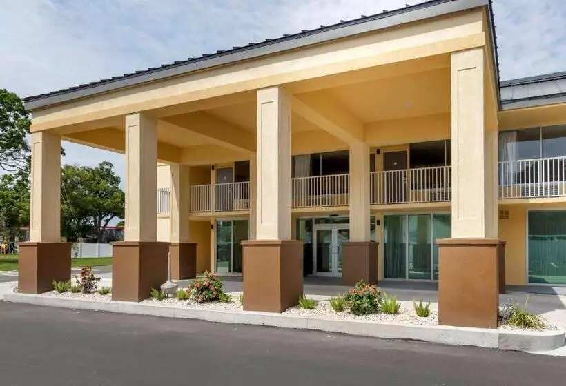 호텔 Quality Inn Saint Petersburg Northtampa Bay