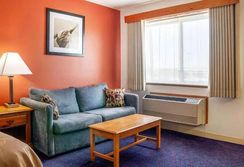 בית מלון כפרי Quality Inn & Suites