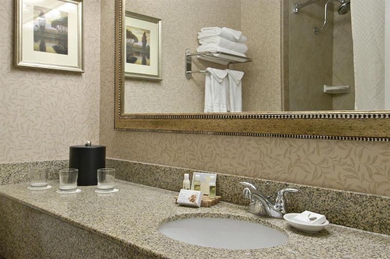 בית מלון כפרי Red Lion  Twin Falls