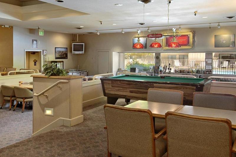 בית מלון כפרי Red Lion  Twin Falls