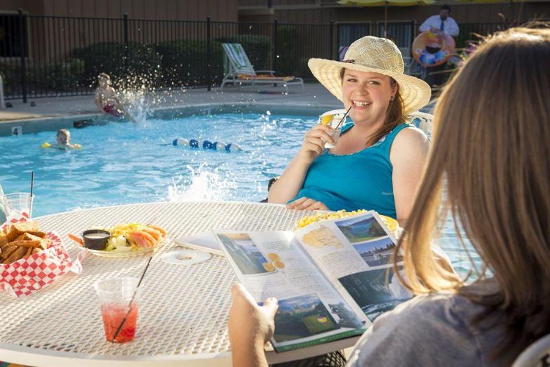 בית מלון כפרי Red Lion  Twin Falls