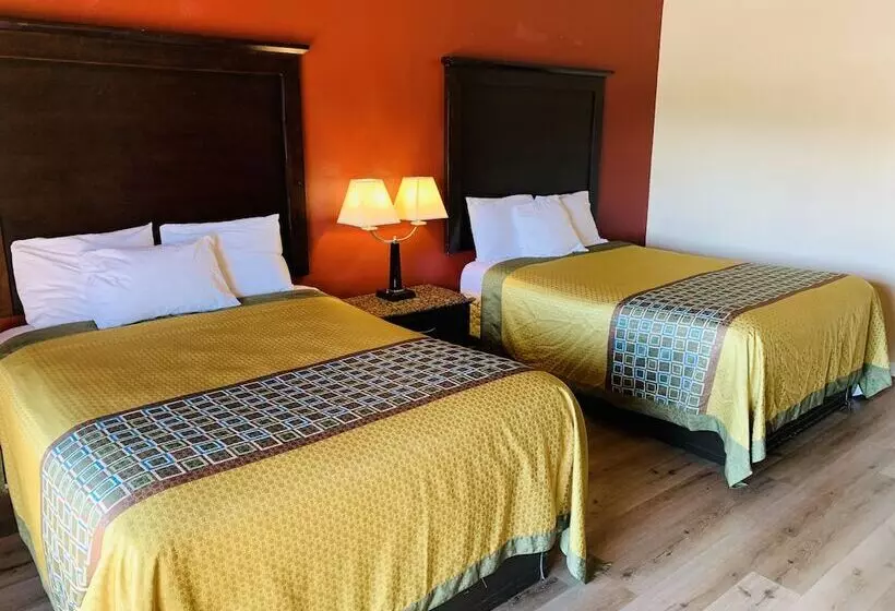 ホテル Rodeway Inn Fallbrook Downtown