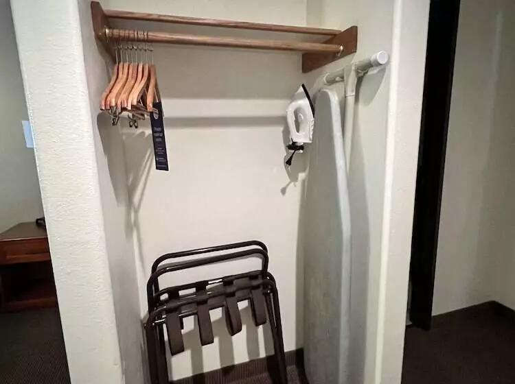 호텔 Serena Inn & Suites Sundance