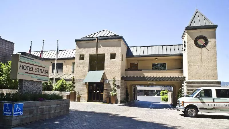 호텔 Strata