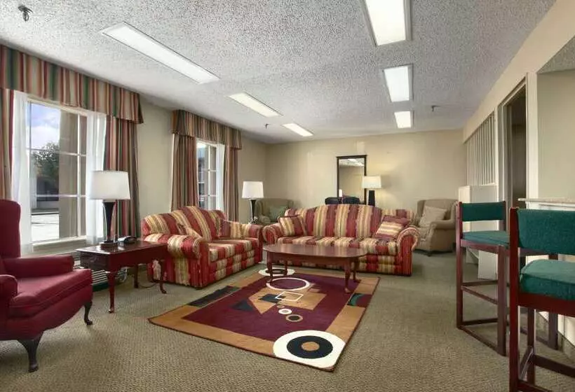 호텔 Super 8 By Wyndham New Iberia