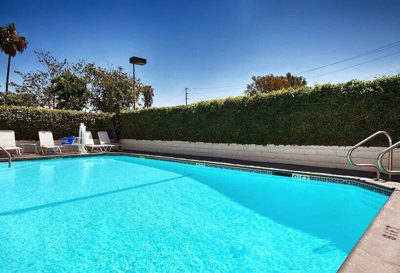 Surestay Hotel By Best Western Camarillo