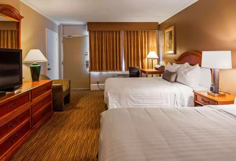 هتل Brandywine Valley Inn Surestay Plus By Best Western