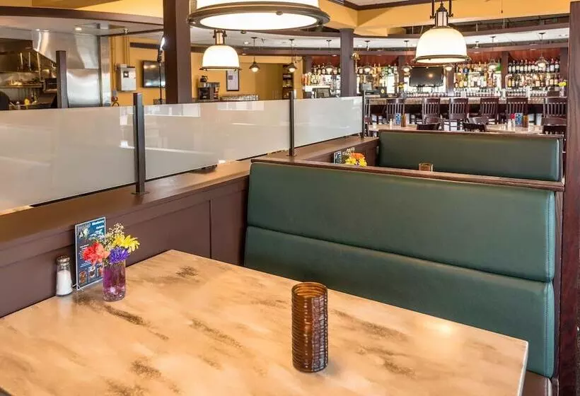 בית מלון כפרי The Landing