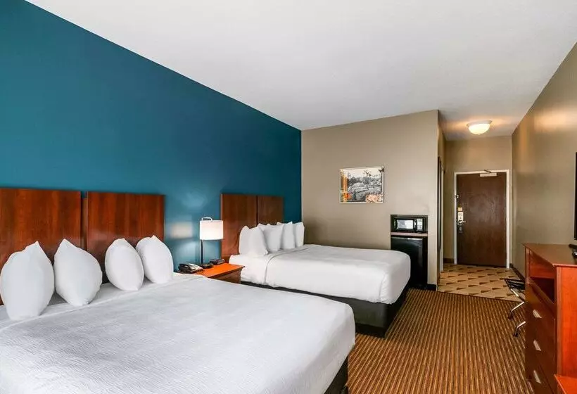 The Hotel Saratoga, Ascend Hotel Collection