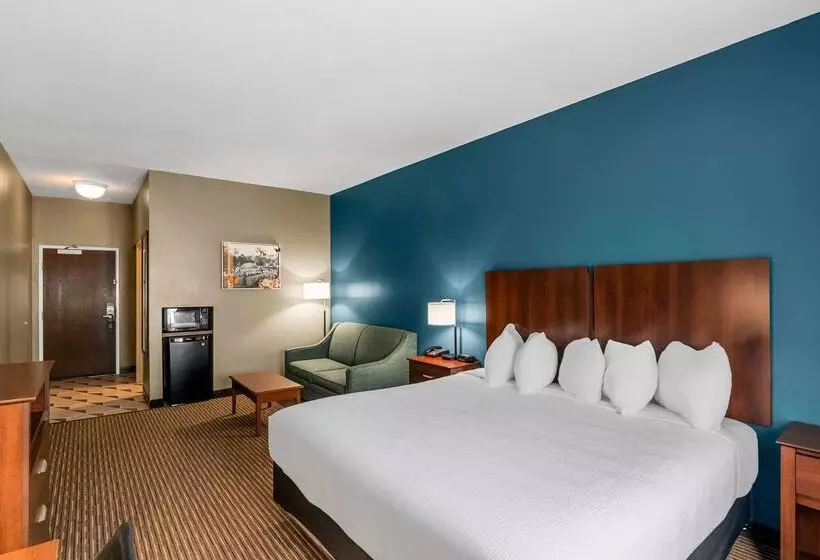 The Hotel Saratoga, Ascend Hotel Collection