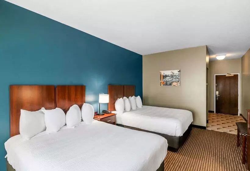 The Hotel Saratoga, Ascend Hotel Collection