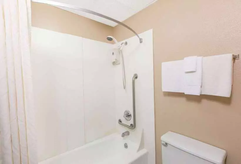 Otel Travelodge By Wyndham Denison