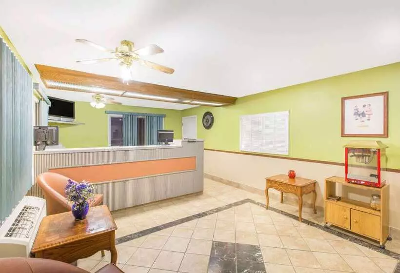 Otel Travelodge By Wyndham Denison