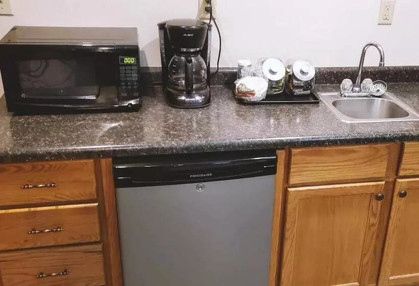 Motel Coratel Inn & Suites By Jasper Mccook