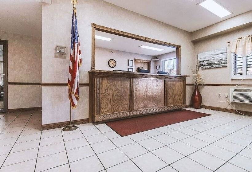 Motel Coratel Inn & Suites By Jasper Mccook