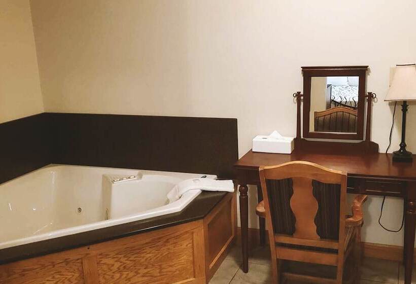 Motel Coratel Inn & Suites By Jasper Mccook