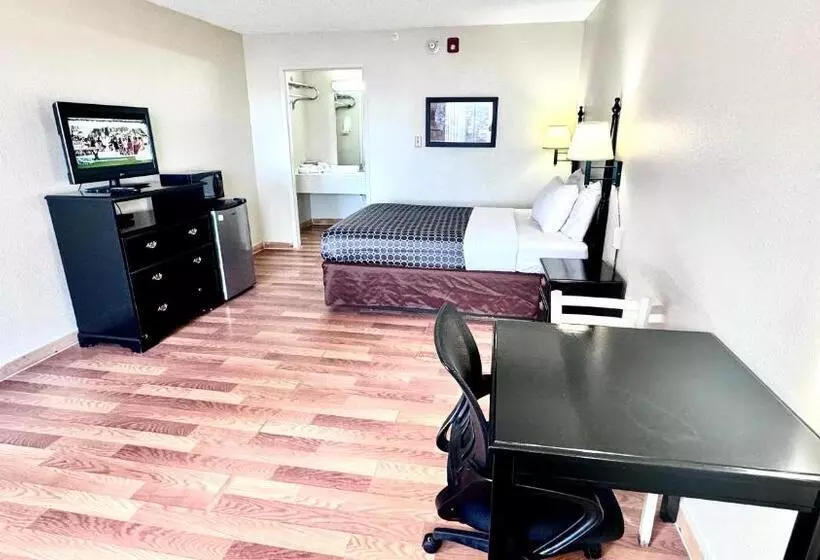 فندق على الطريق Mountain Home Inn