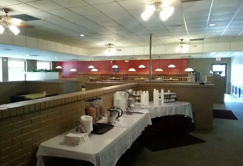 Palm Aire Hotel And Suites