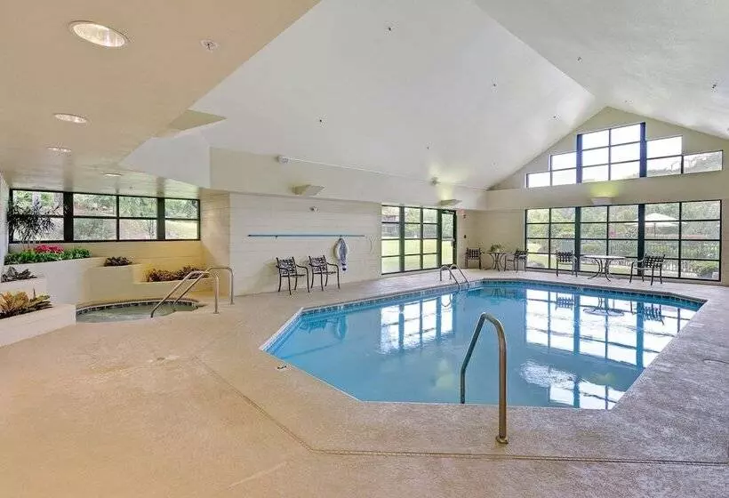 Курорт Hilton Vacation Club Bent Creek Golf Village Gatlinburg