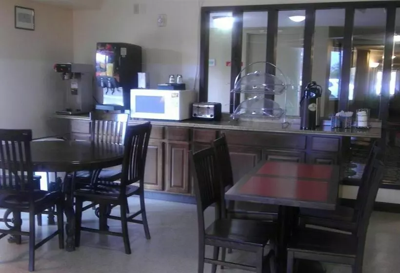 Resort Hitching Post Inn